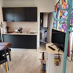 Little Tiny Village Haus 3 Daire