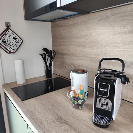 Little Tiny Village Haus 3 شقة *