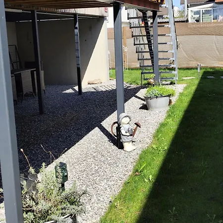 Appartement Little Tiny Village Haus 3 *